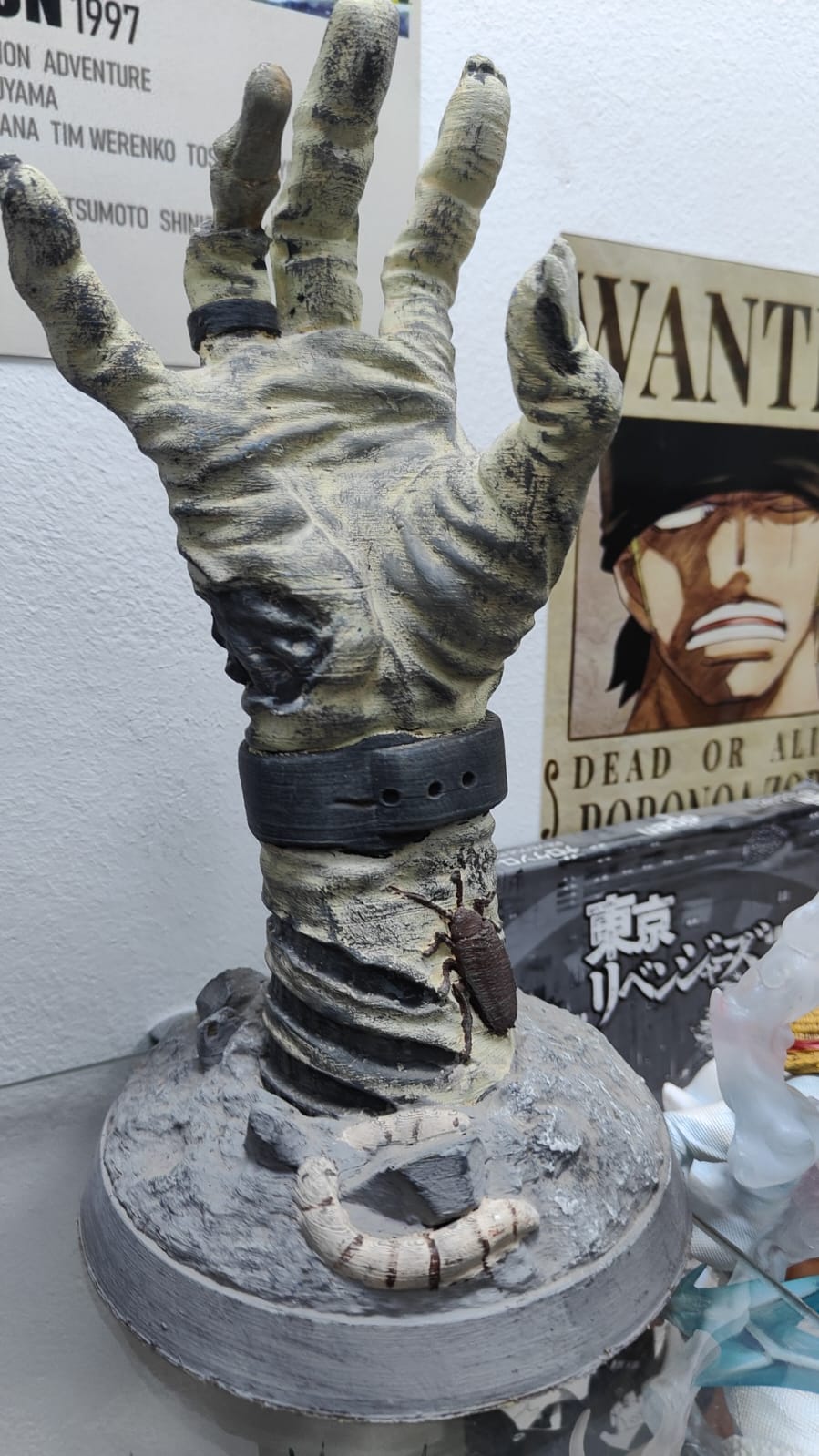 Zombi Hand