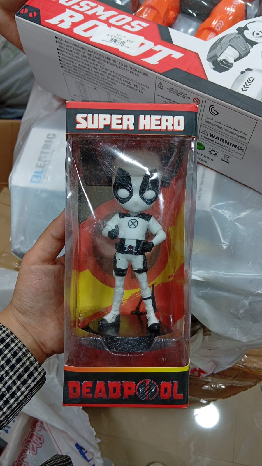 mini deadpool figure
