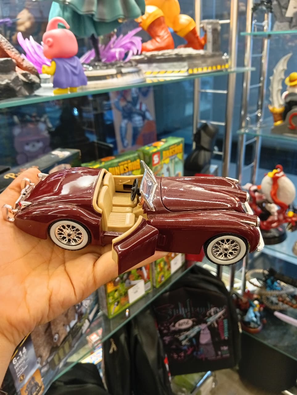 Jaguar XK 120 Roadster Die-Cast Model