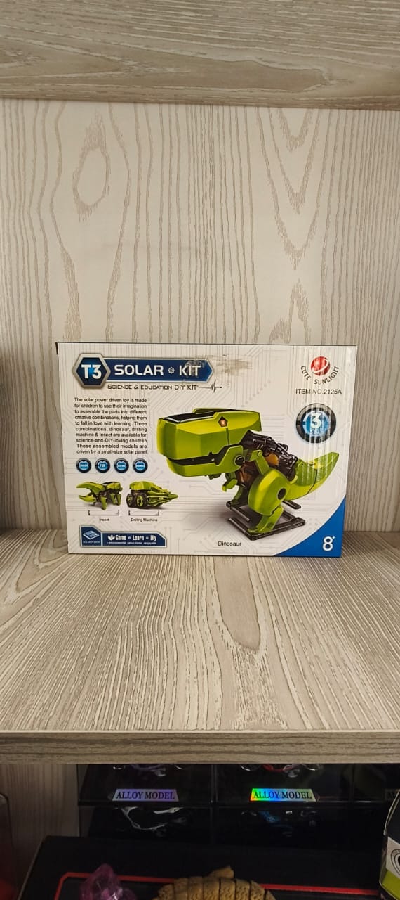 Solar Powered Model Kit