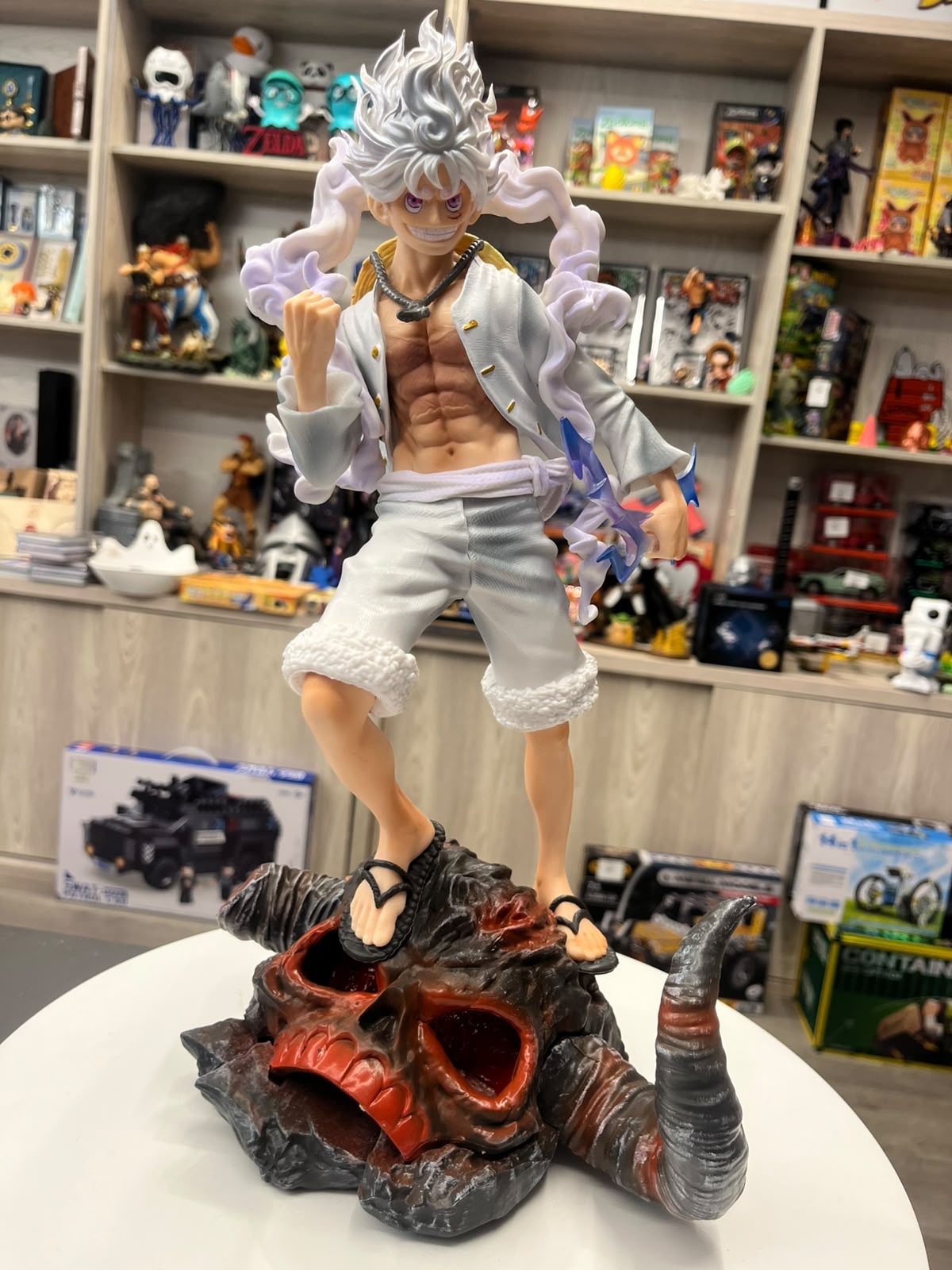 Monkey D. Luffy Gear 5 Skull Base Figure