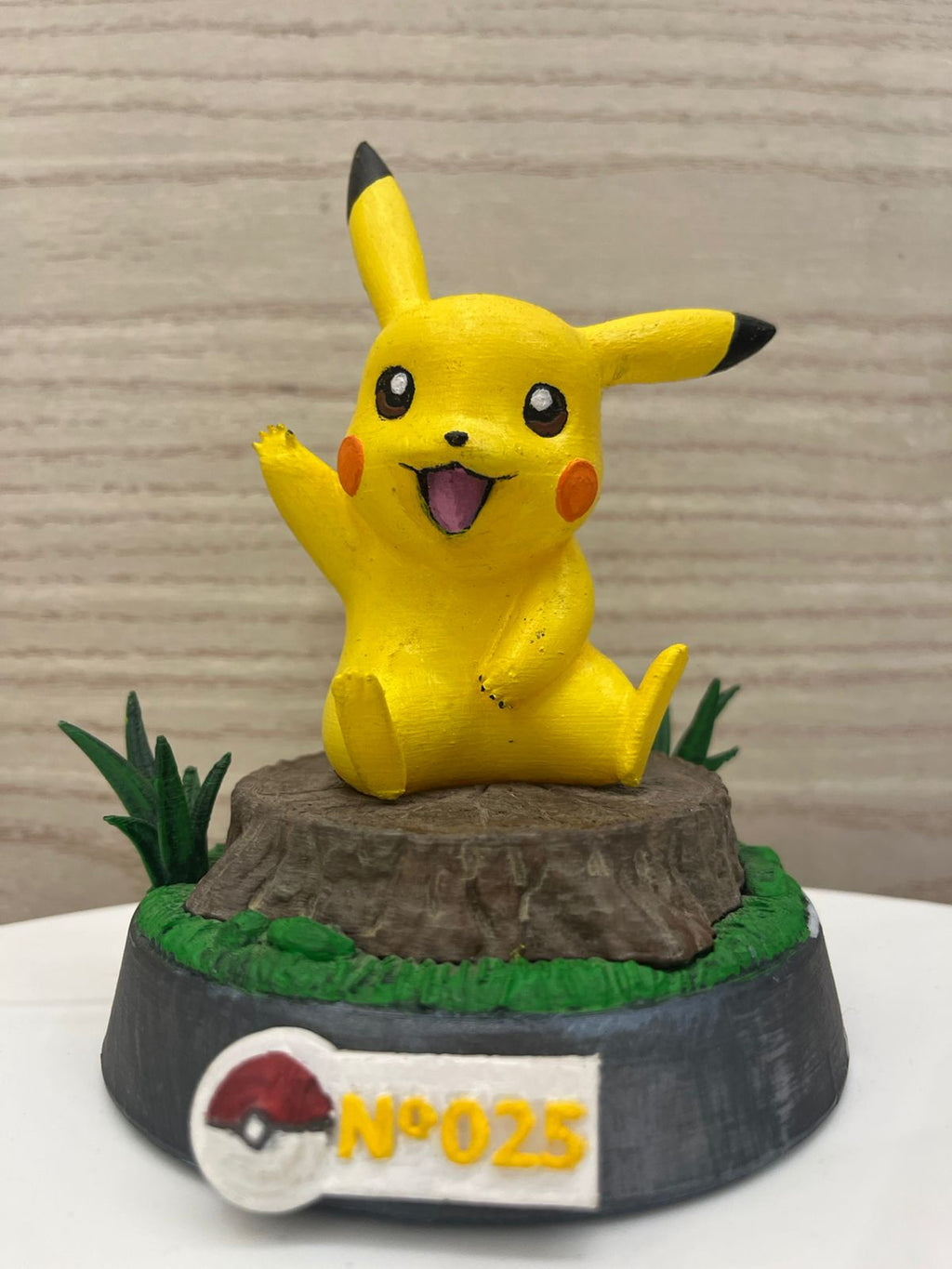 Pikachu Waving Tree Stump