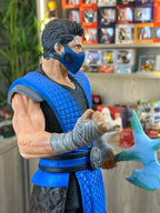 Sub-Zero Mortal Kombat Ninja Statue - Image 4