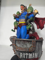 Batman Who Laughs vs Superman Diorama Statue - Image 2