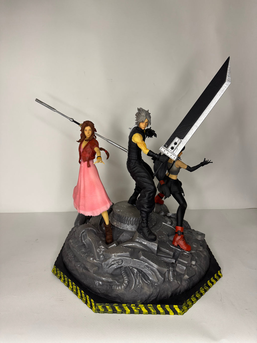 Cloud, Tifa & Aerith: The Defiance of Midgar-3D