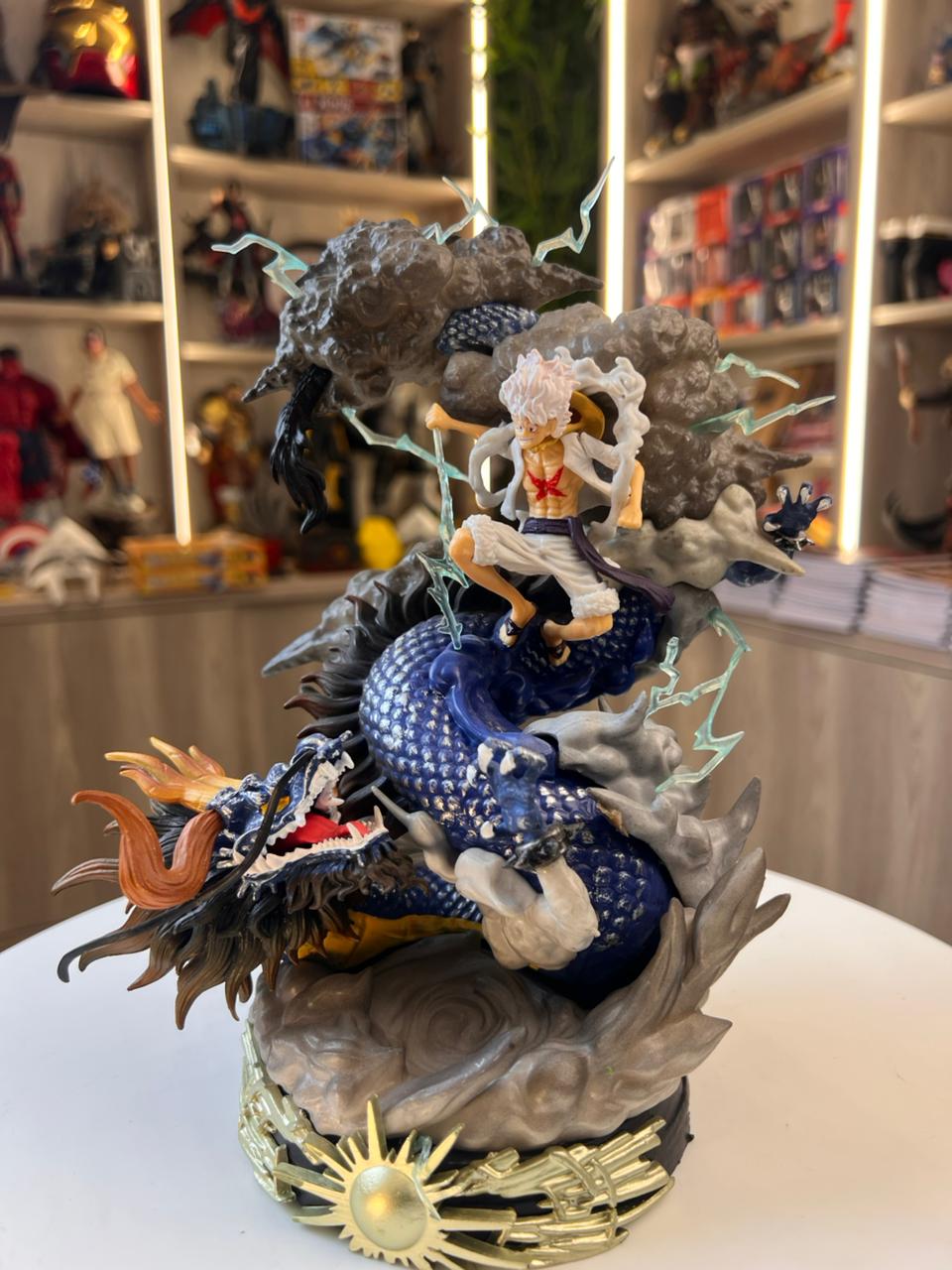 Luffy Gear 5 vs. Kaido: Dragon's Duel -PVC