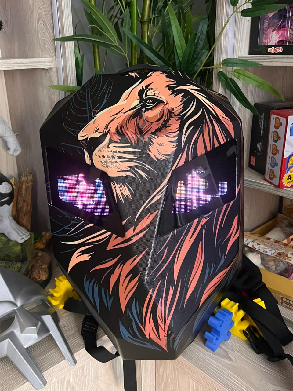 King of the Jungle: Smart LED Knight-Pack