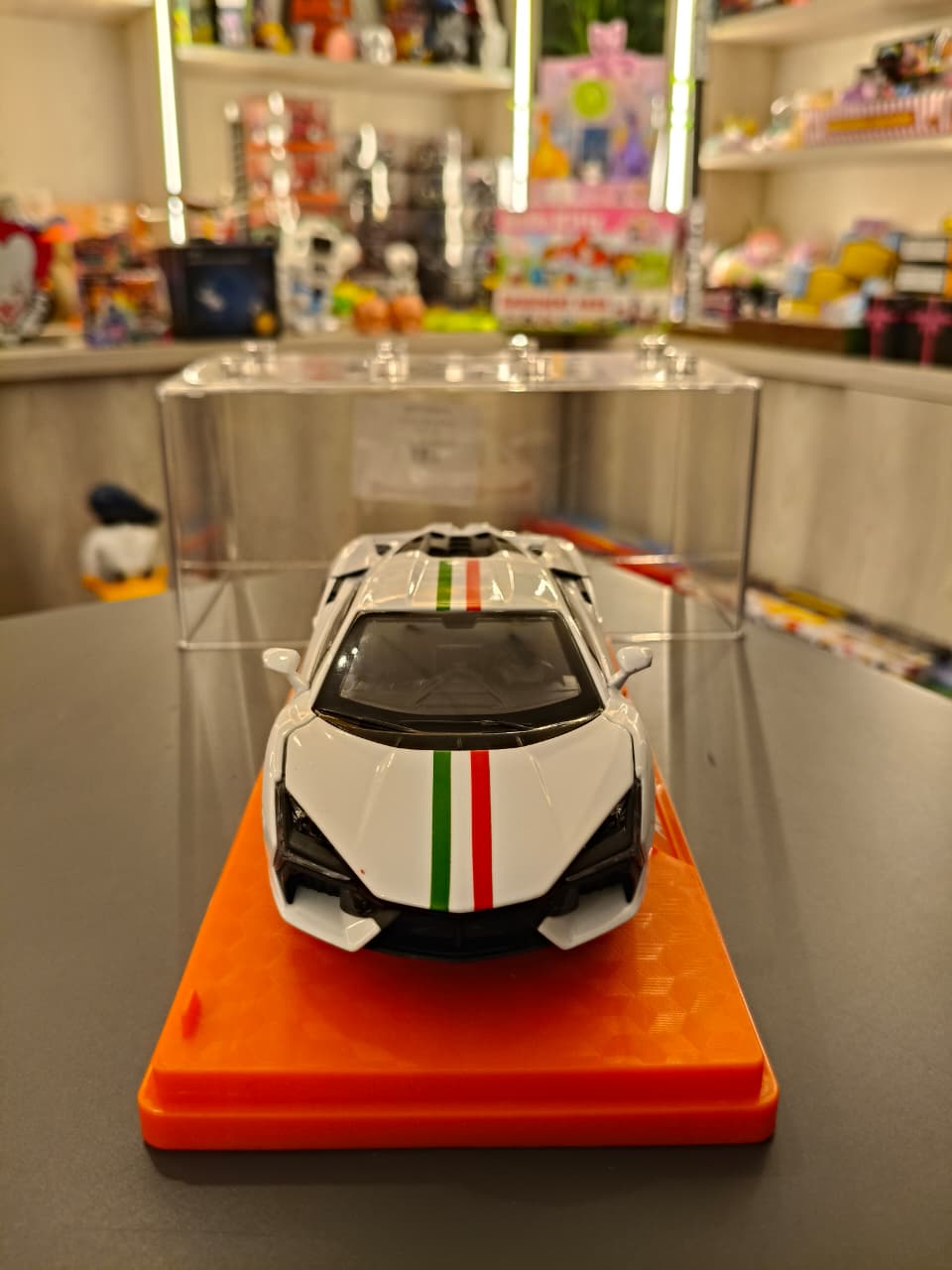 Lamborghini Revuelto Italian Edition Model - Image 2