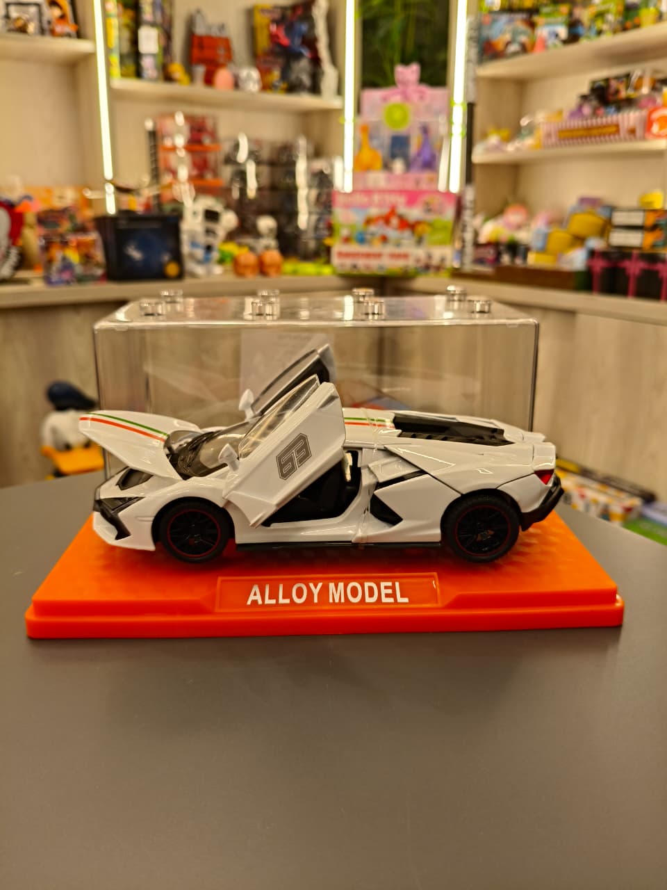 Lamborghini Revuelto Italian Edition Model - Image 3