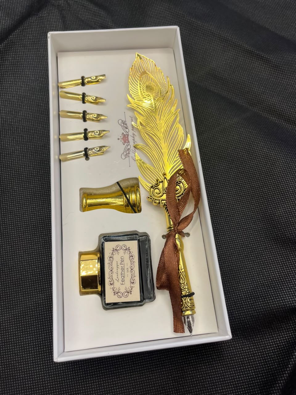 Vintage Gold Feather Quill Calligraphy Set